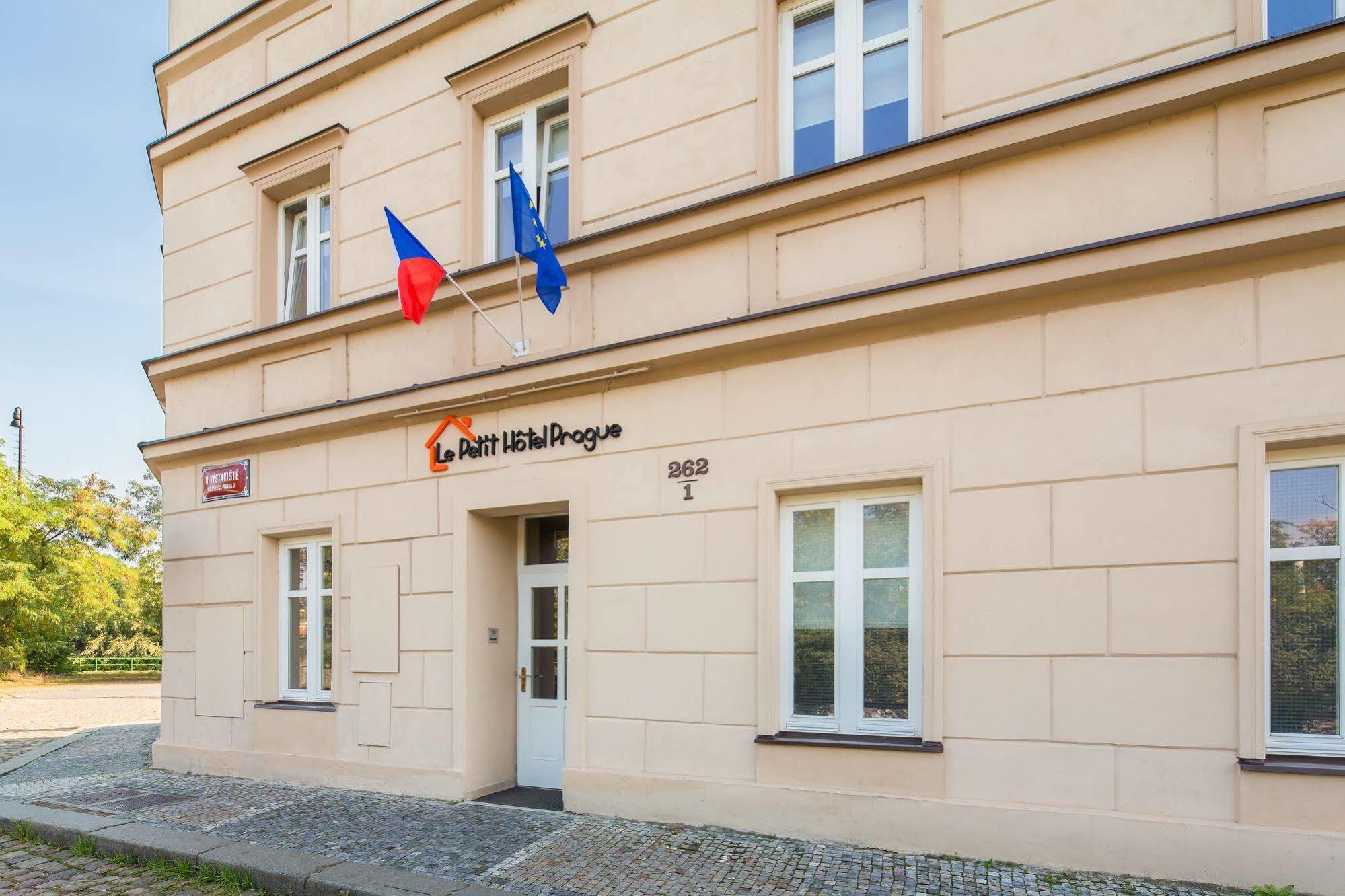 Le Petit 3* Prag